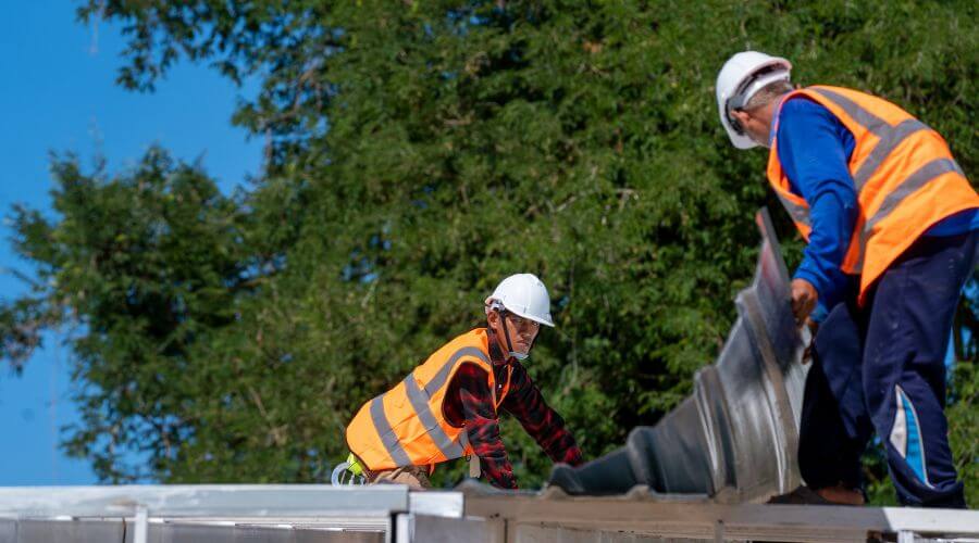 Professional Flat Roofing Installation in Tallula, IL